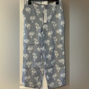 Chicos Size 00 2 Island Palms Pull On Crop 2 pockets Blue White NWT
